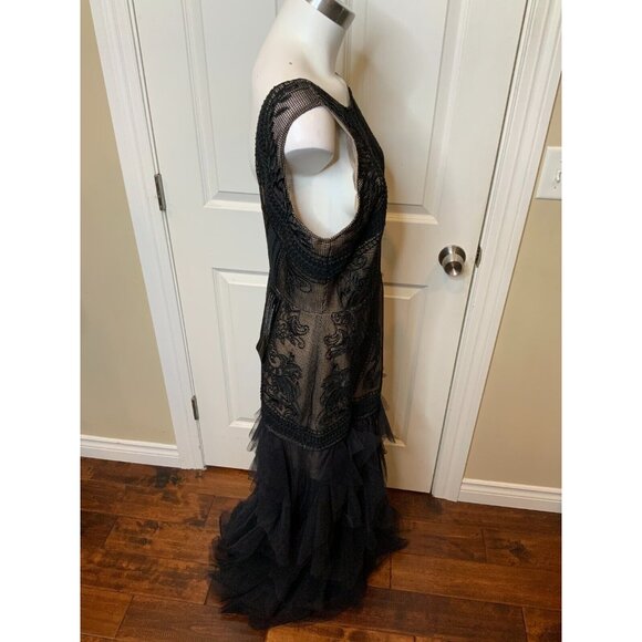 BCBG Max Azria Black Lace Embroidered Tulle Vivica Gown NWT $598, Size 10 - Picture 5 of 8
